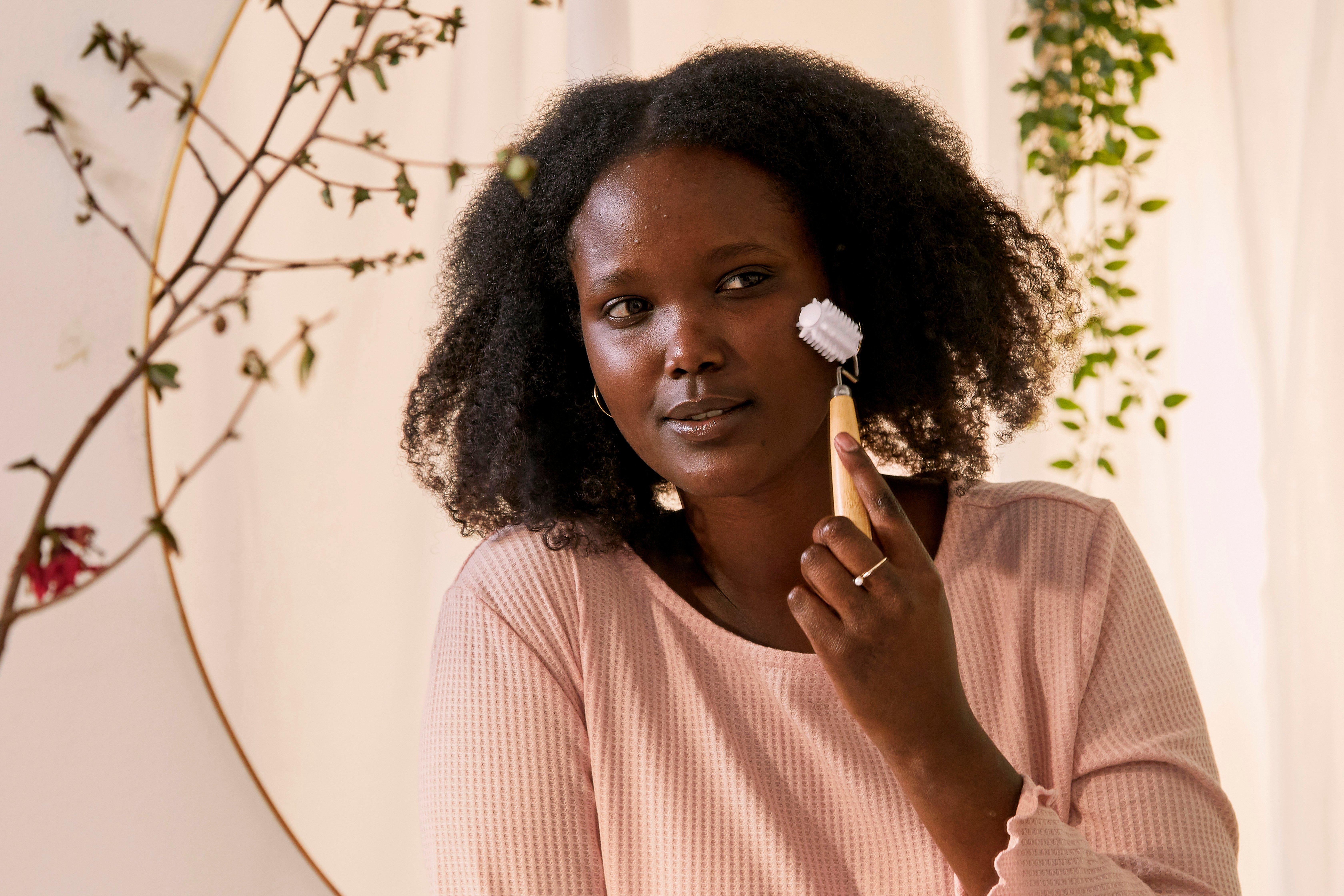 Масажер для обличчя 