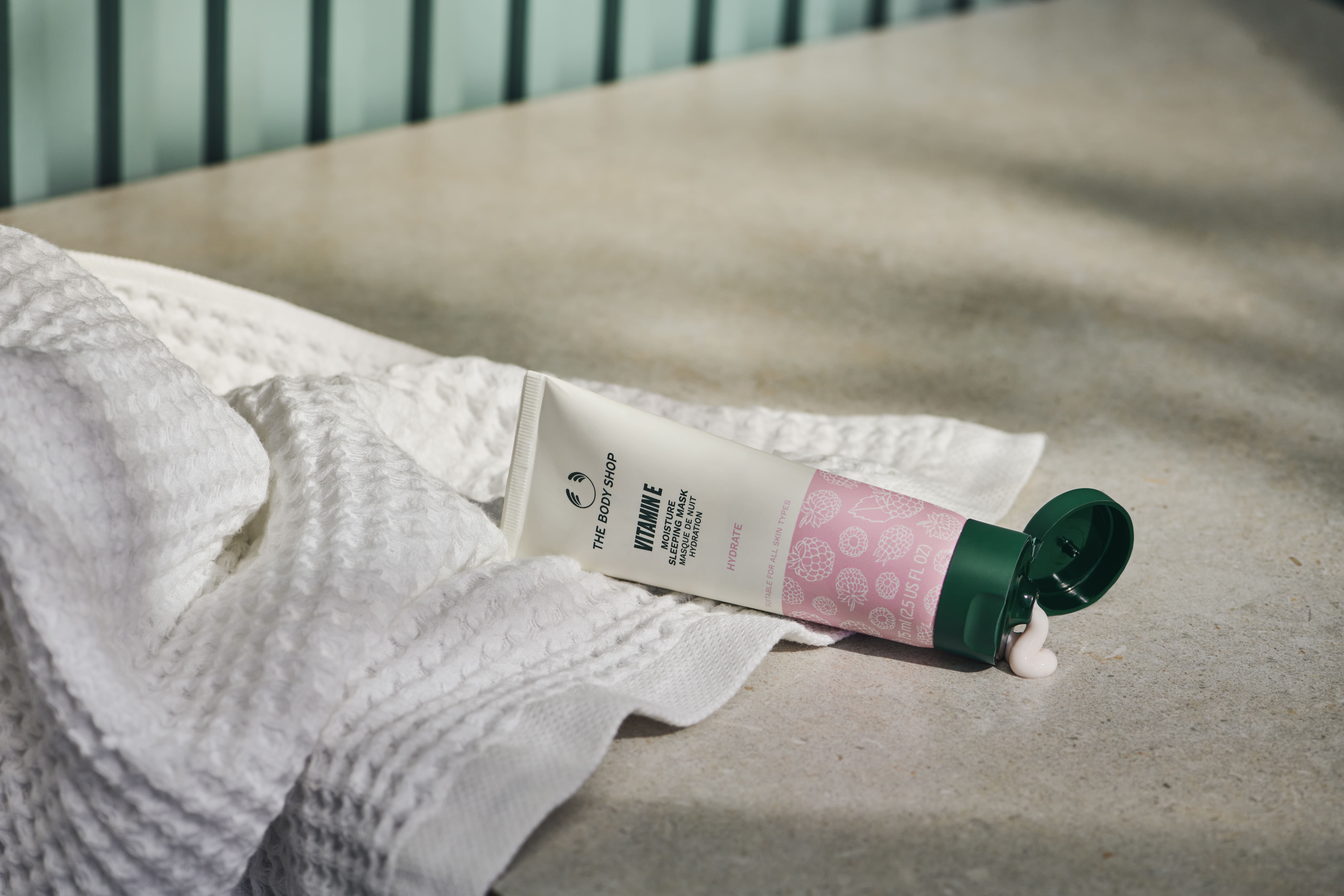 Нічна маска для обличчя "Вітамін Е"